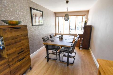 3 bedroom semi-detached house for sale, Bewick Drive, Bingley