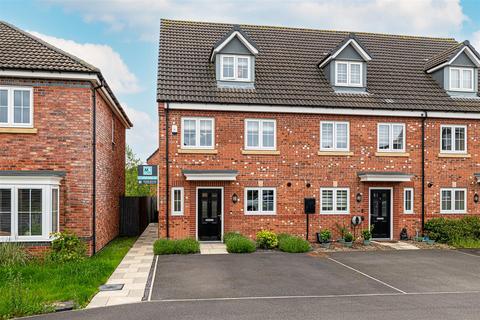 4 bedroom townhouse for sale, Ketteringham Drive, Great Sankey, Warrington