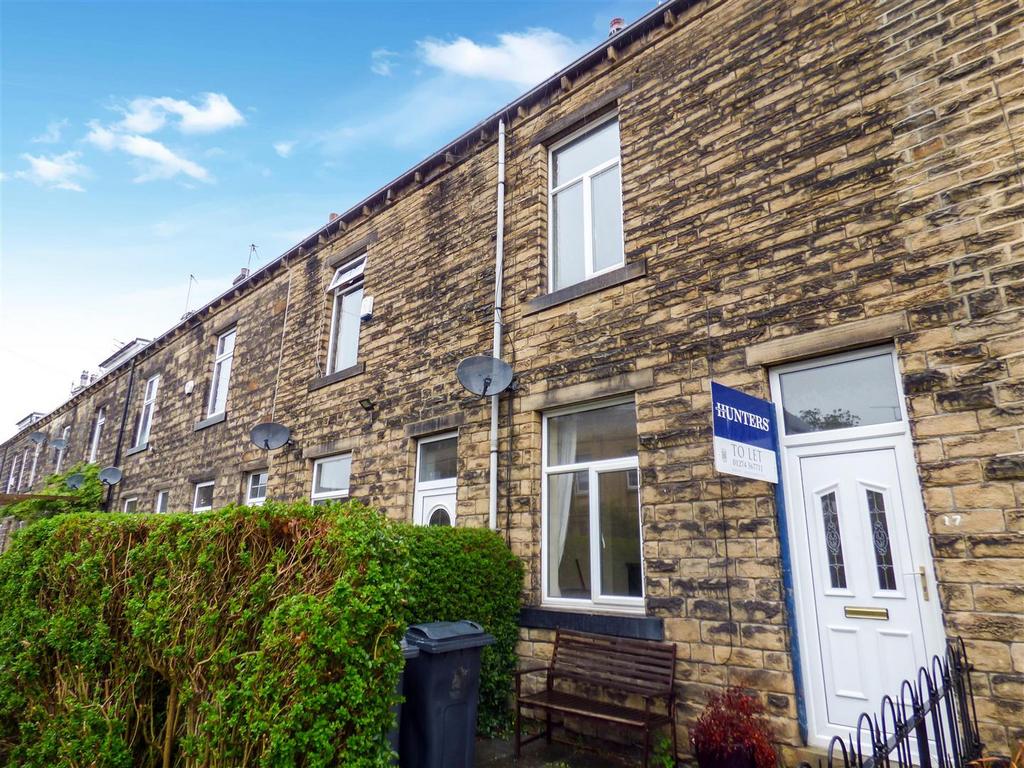 Leonards Place, Bingley 2 bed terraced house to rent £850 pcm (£196 pw)