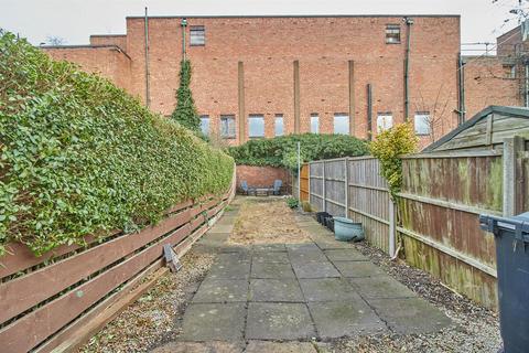 3 bedroom terraced house to rent, Manor Street, Hinckley