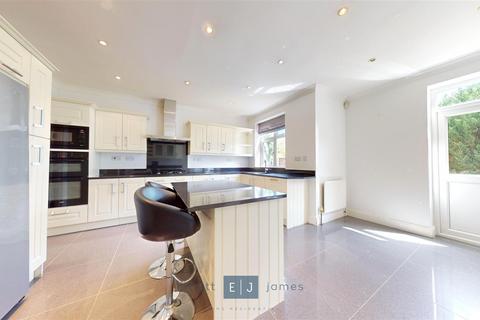 70 Russell Road, Buckhurst Hill, IG9 5QB