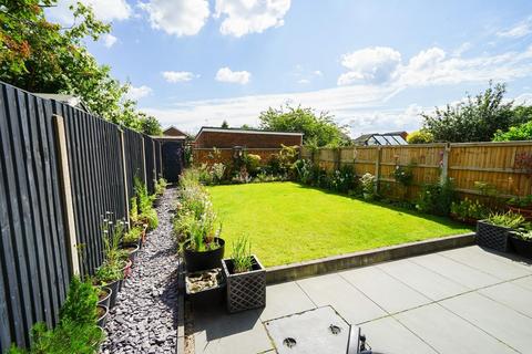 3 bedroom semi-detached house for sale, Carina Drive, Leighton Buzzard