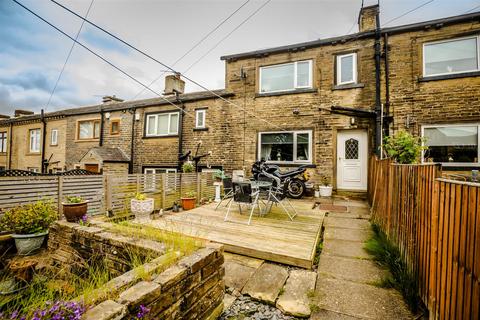 2 bedroom semi-detached house for sale, Park Square, Halifax HX3