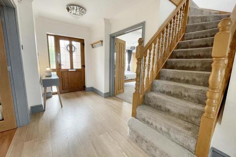 5 bedroom detached house for sale, Kidwelly