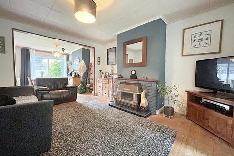 3 bedroom semi-detached house for sale, Dobbs Lane, Truro