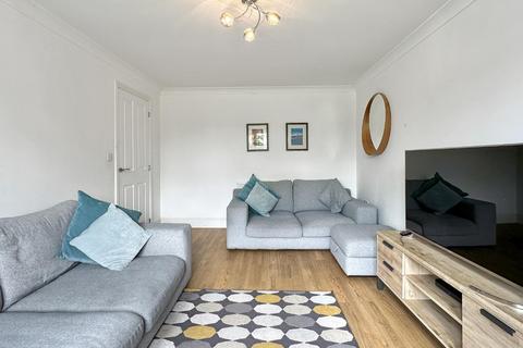 2 Anglers Way, Waterbeach, Cambridge, CB25 9RD