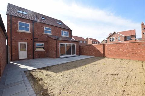 6 bedroom detached house for sale, Garcia Way, Tetney DN36