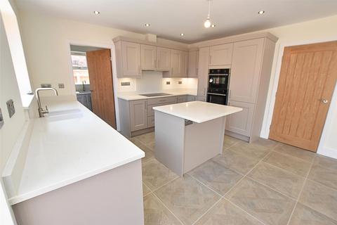 6 bedroom detached house for sale, Garcia Way, Tetney DN36