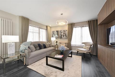 3 bedroom apartment to rent, St. Johns Wood Park, London, NW8