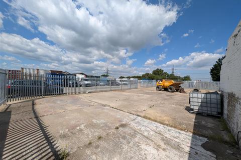 Storage to rent, Canal Road, Higham, Rochester