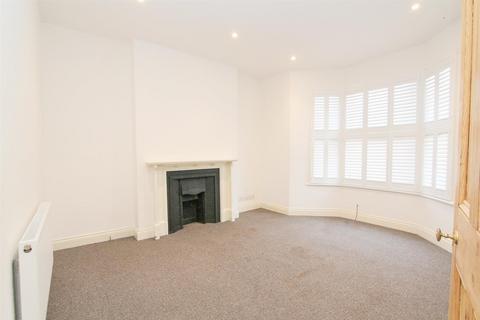 96 Taylor Road, Wallington, SM6 0BA