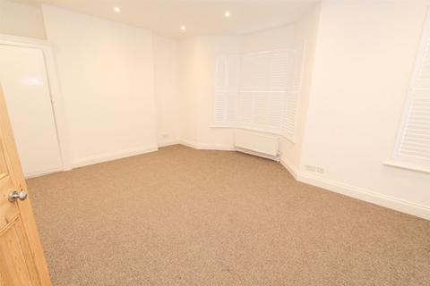 96 Taylor Road, Wallington, SM6 0BA