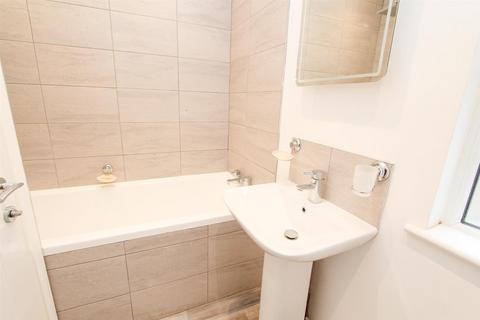 96 Taylor Road, Wallington, SM6 0BA