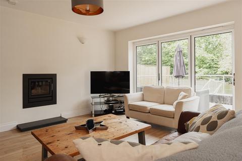 4 bedroom detached house for sale, Somerset Gardens, Meadvale