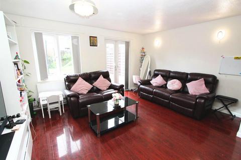 51 Sunkist Way, Wallington, SM6 9LQ