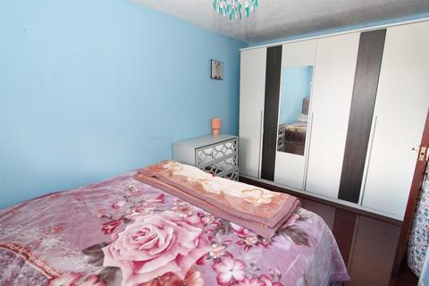 51 Sunkist Way, Wallington, SM6 9LQ