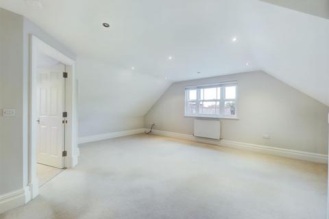 2 bedroom flat to rent, Apt 3 Blue Ridge Close, Ashfurlong Road, Dore, Sheffield