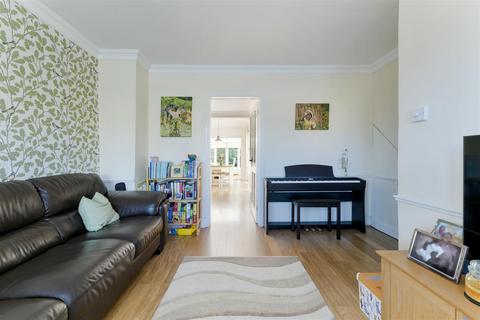 3 bedroom terraced house for sale, Parkway, Dorking