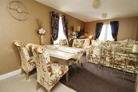 2 bedroom apartment for sale, Pickering Grange, Brough