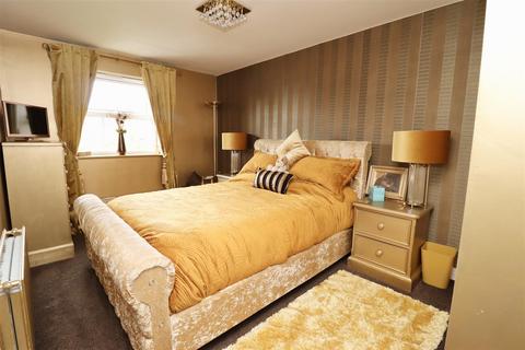 2 bedroom apartment for sale, Pickering Grange, Brough