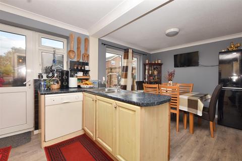 3 bedroom detached house for sale, Rodmill Drive, Eastbourne