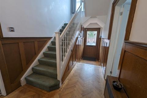 4 bedroom semi-detached house for sale, West Crescent, Darlington