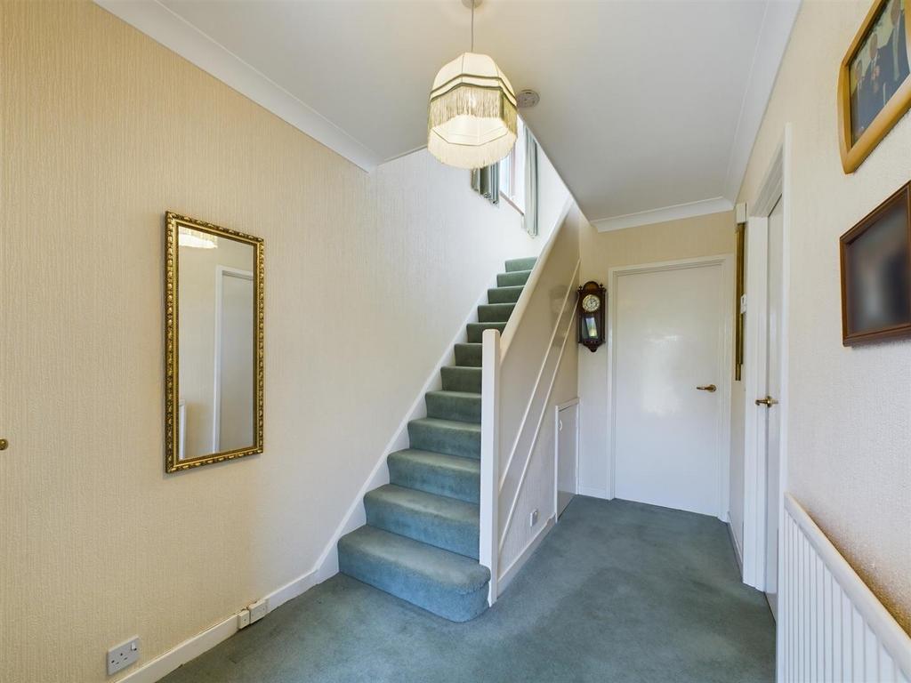 Hallway.jpg