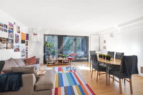 2 bedroom flat for sale, The Chronos Building, Mile End Road, Whitechapel E1