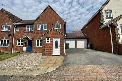 3 bedroom semi-detached house to rent, Lavant Road, Pevensey BN24