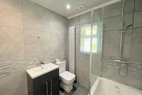 19 Bryncatwg, Neath, SA10 8BG
