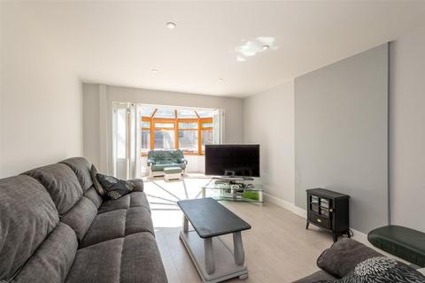 16 Atherton Road, Ipswich, IP2 9LD