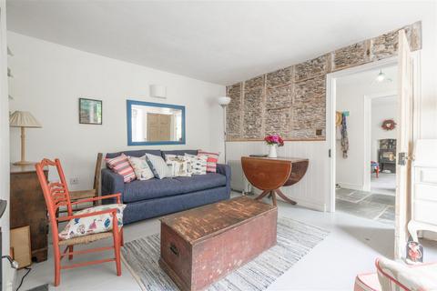 Wedgewood Cottage Armada Road, Cawsand, Torpoint, PL10 1PQ