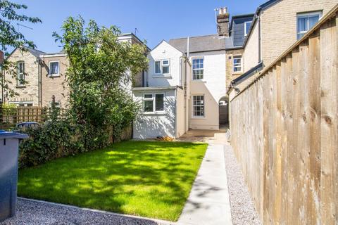 2 bedroom terraced house to rent, York Street, Cambridge