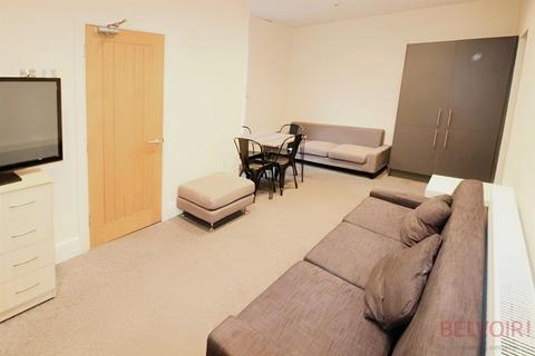 1 bedroom in a house share to rent, Southey Street, Nottingham