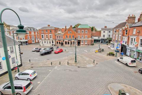 3 bedroom townhouse for sale, Saturday Market, Beverley