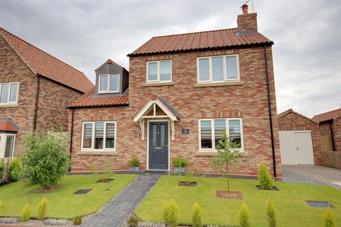 4 bedroom detached house for sale, Fetches Field, Hutton Cranswick, Driffield