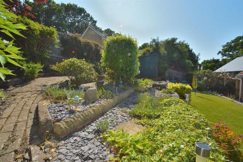 3 bedroom detached bungalow for sale, Totland