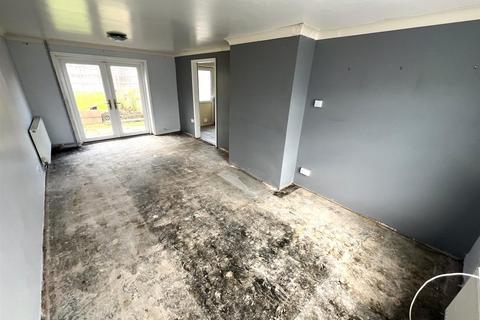 16 Buckfast Square, Corby, NN18 8DT