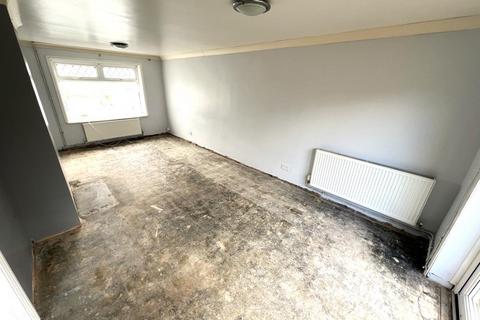 16 Buckfast Square, Corby, NN18 8DT