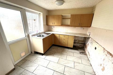 16 Buckfast Square, Corby, NN18 8DT