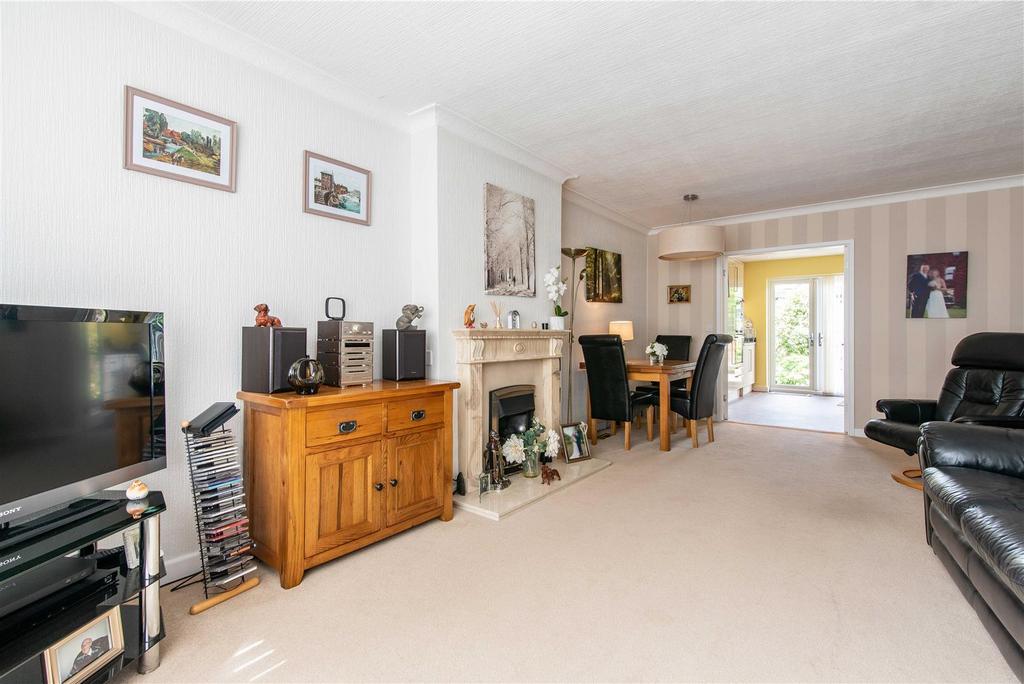 16 Gresham Close-Low-16.jpg