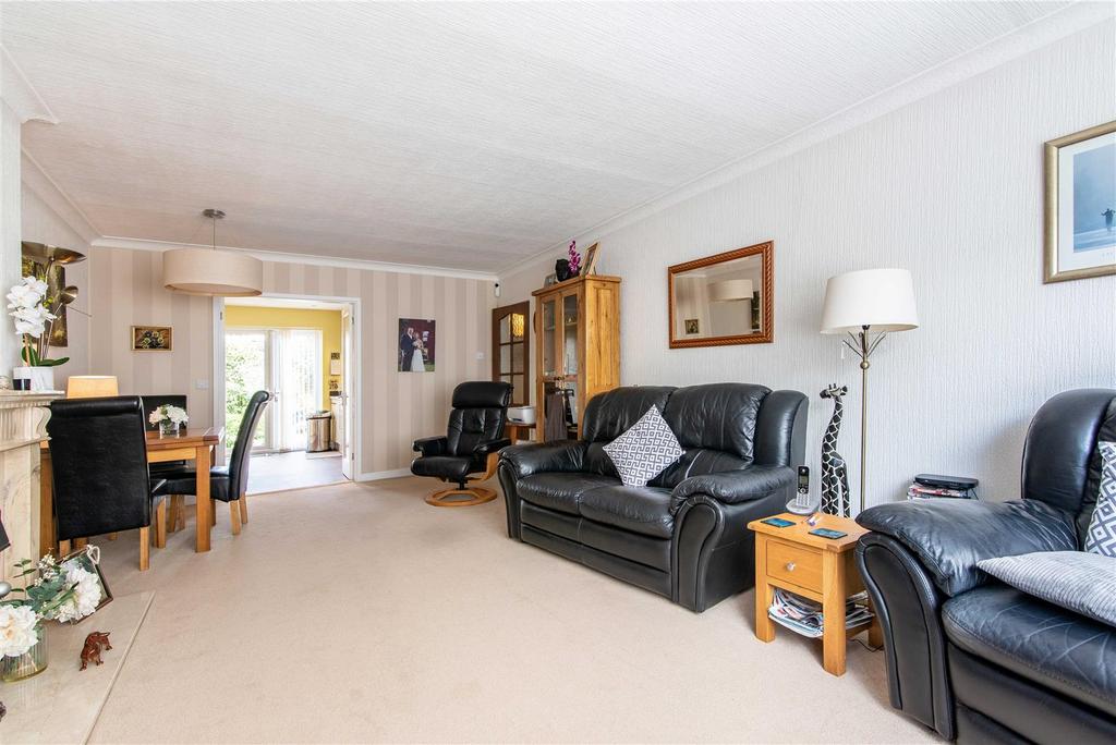 16 Gresham Close-Low-17.jpg