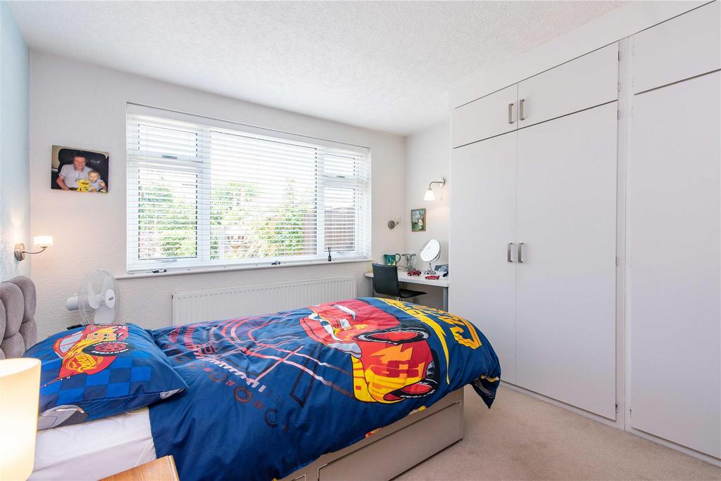 16 Gresham Close-Low-18.jpg