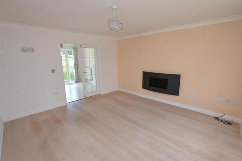 4 bedroom link detached house to rent, Ashill, Thetford