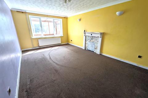 3 bedroom semi-detached house for sale, Warkton Way, Corby NN17