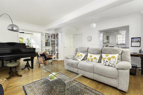 3 bedroom mews for sale, Fairfield Mews, Eliot Way, Fairfield, SG5 4BU