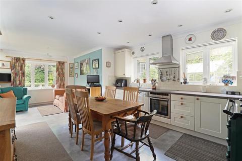 4 bedroom detached house for sale, Golden Valley, Brimscombe, Stroud