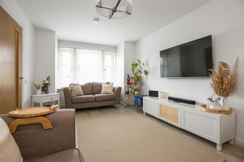 17 Stewart Crescent6.jpg