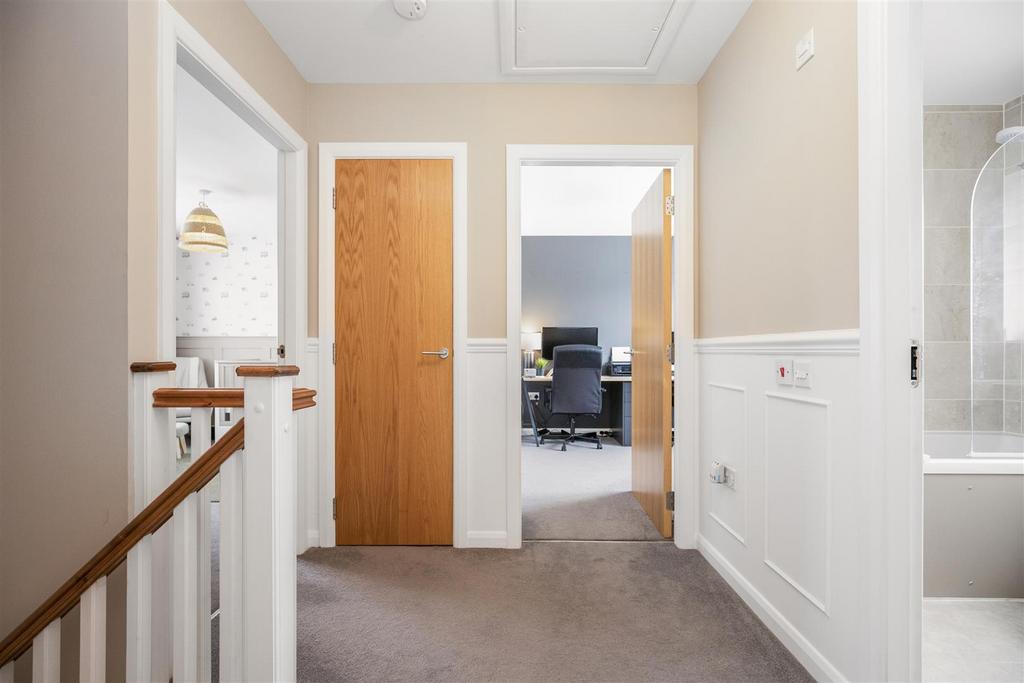 17 Stewart Crescent12.jpg