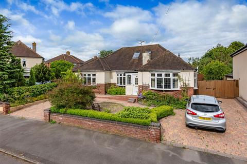 25 Meadow Road, Albrighton, Wolverhampton, WV7 3DZ